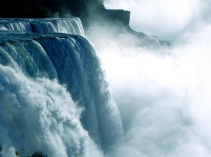niagara-cases-water-waterfall-62627.jpeg