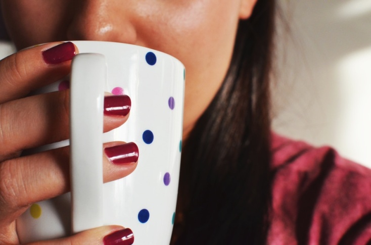 woman-coffee-cup-mug-large